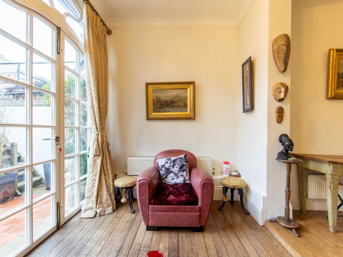 Pass The Keys Split-Floors Antique Apartment In Portobello Road Londres Exterior foto