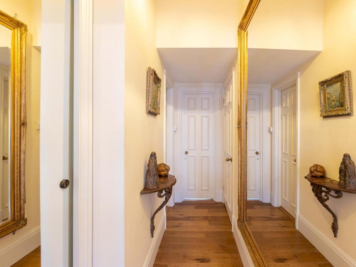 Pass The Keys Split-Floors Antique Apartment In Portobello Road Londres Exterior foto
